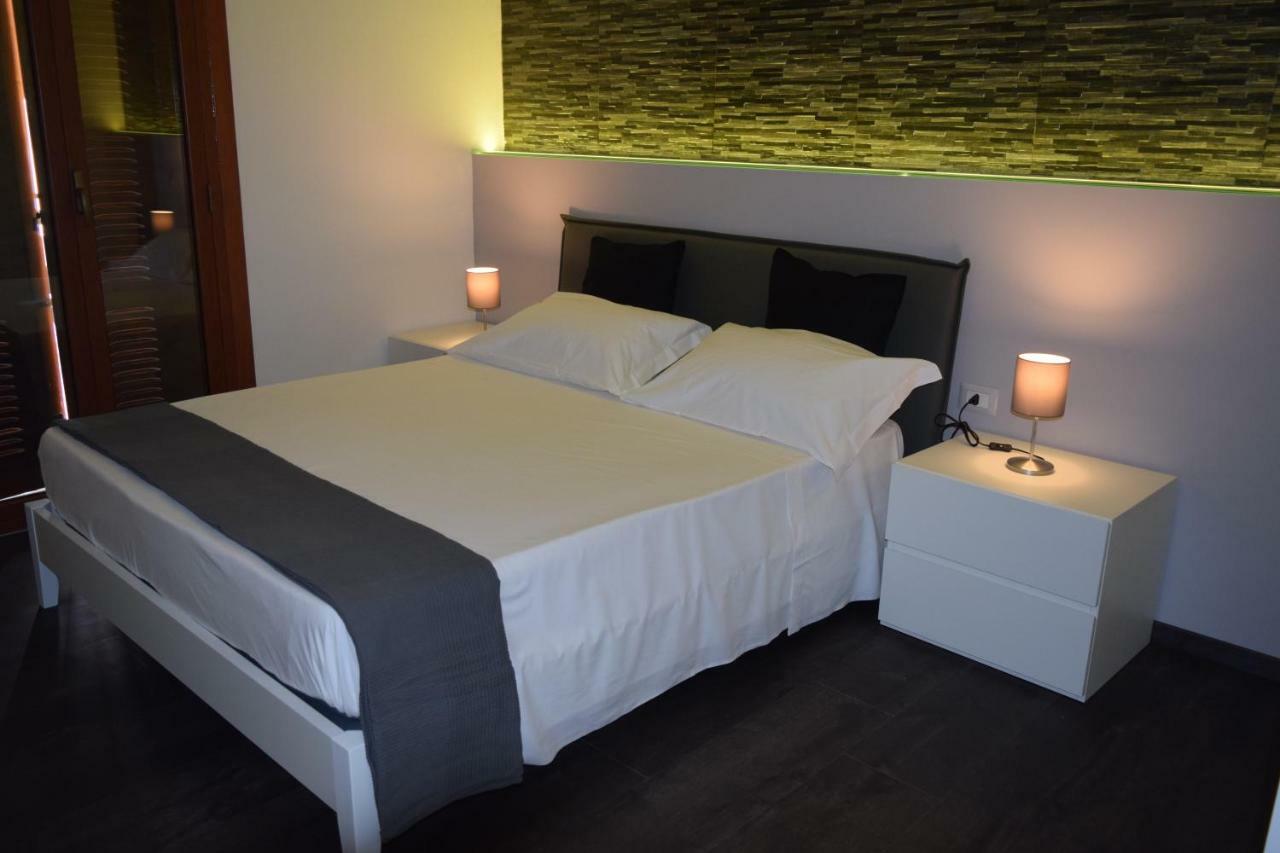 Appartamento I Puritani On The Beach Giardini-Naxos Zewnętrze zdjęcie